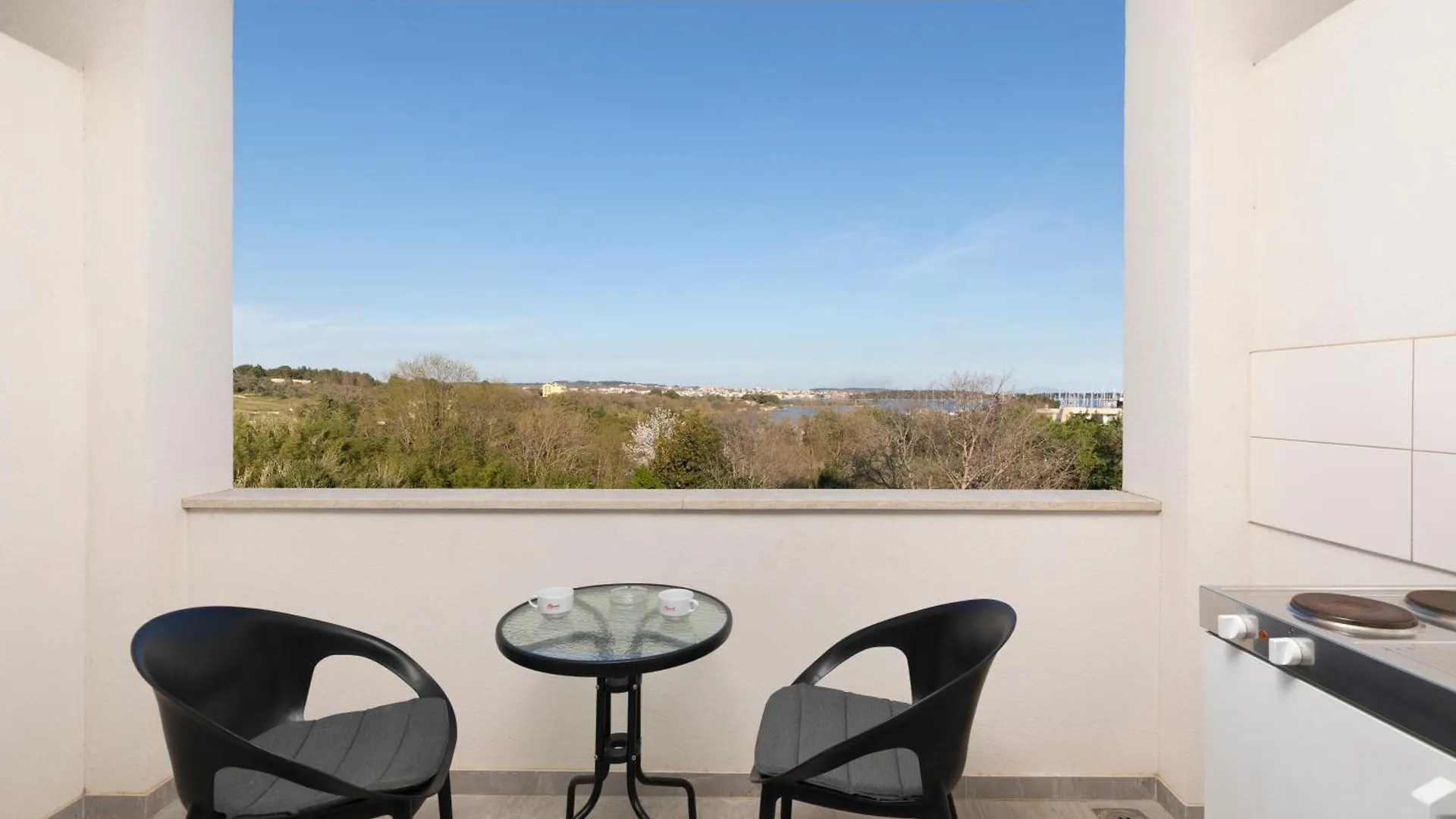 Apartmant & Rooms Villa Rosa Medulin 4*, Pomer