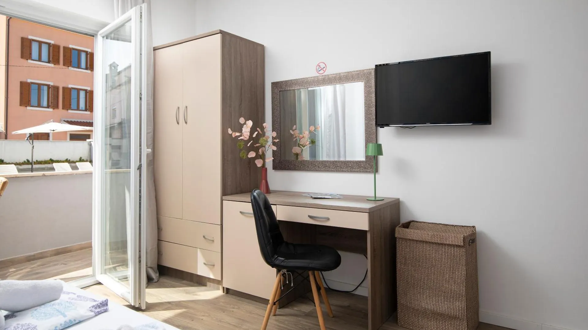 Apartmant & Rooms Villa Rosa Medulin Gostinjska kuća