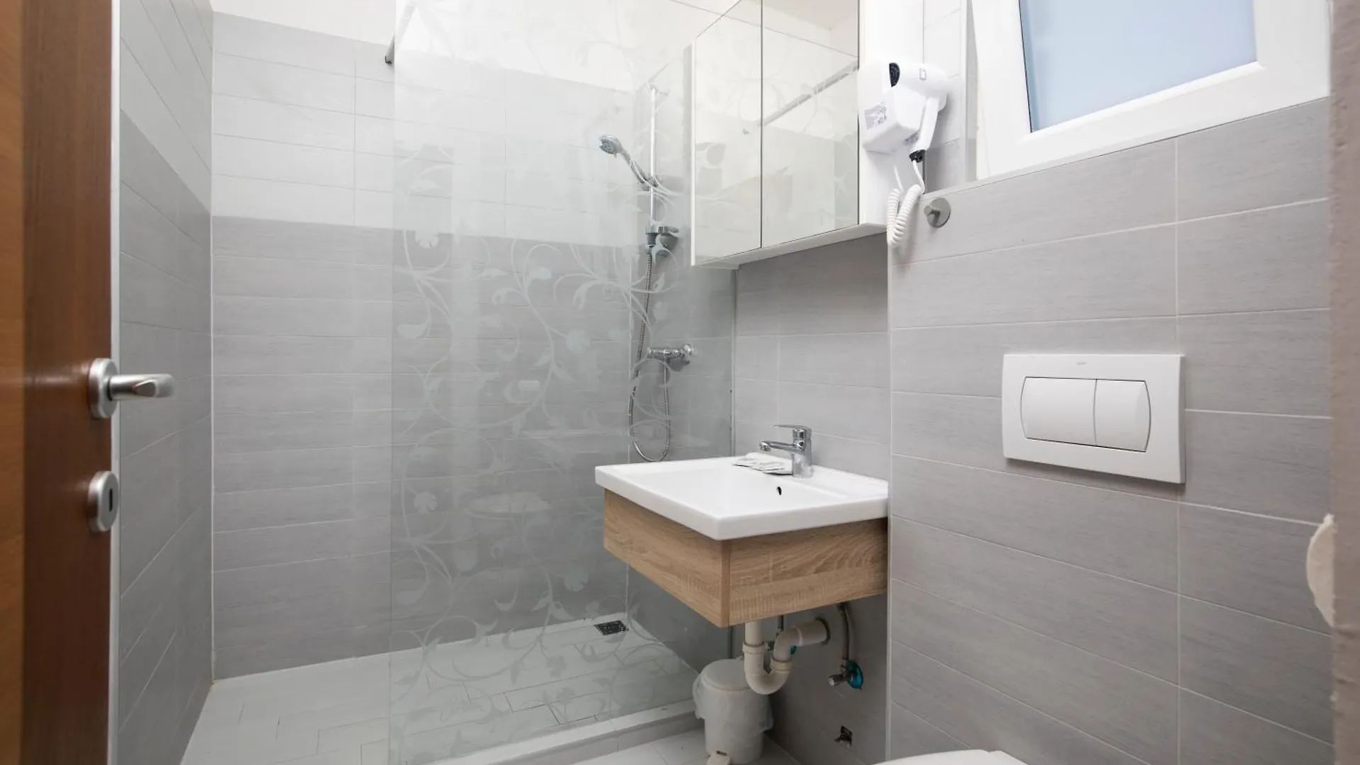 Guest house Apartmant & Rooms Villa Rosa Medulin Pomer